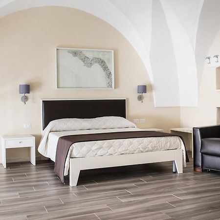 Faro Bianco Gallipoli - Suites & Apartments Екстер'єр фото