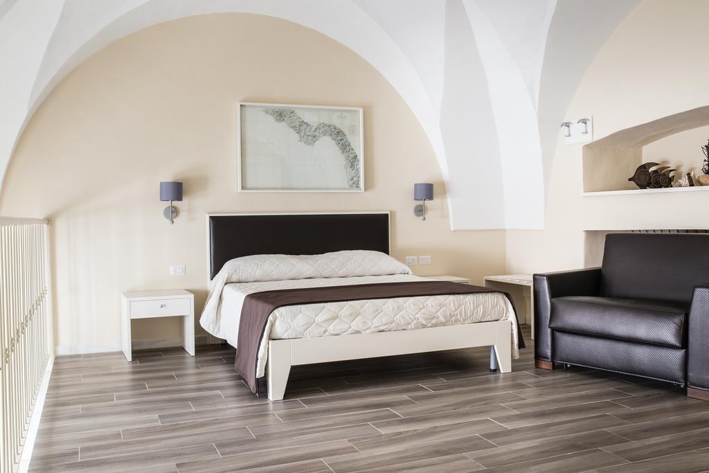 Faro Bianco Gallipoli - Suites & Apartments Екстер'єр фото