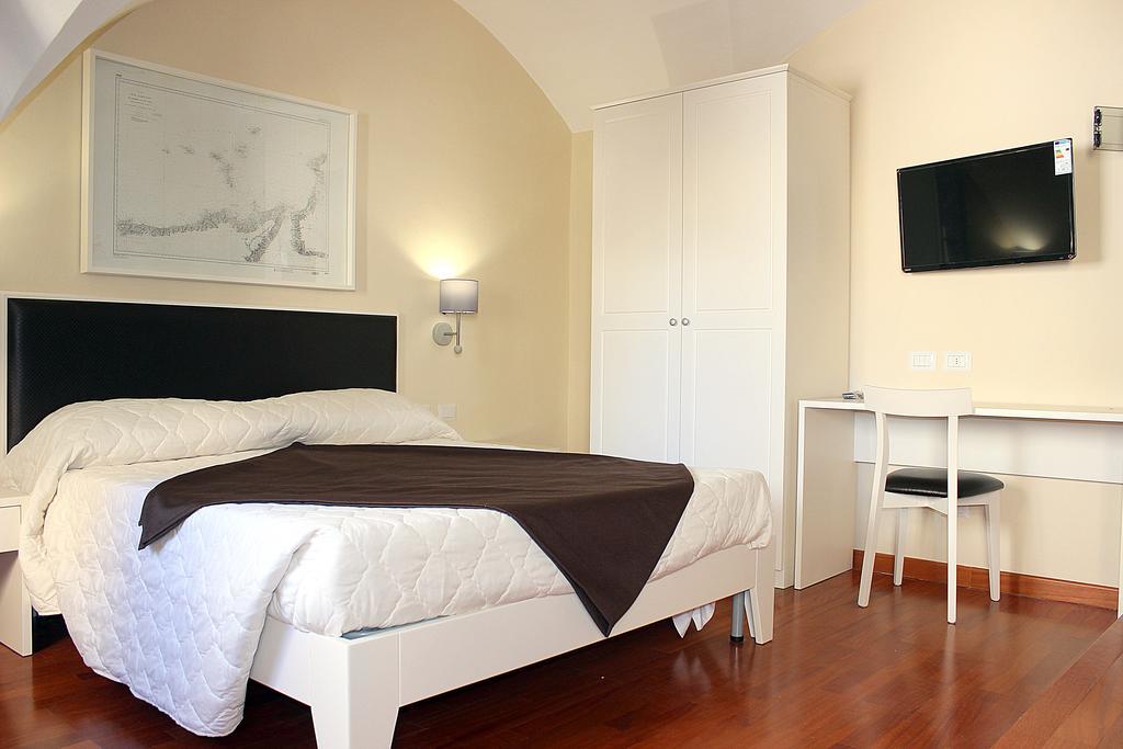 Faro Bianco Gallipoli - Suites & Apartments Екстер'єр фото