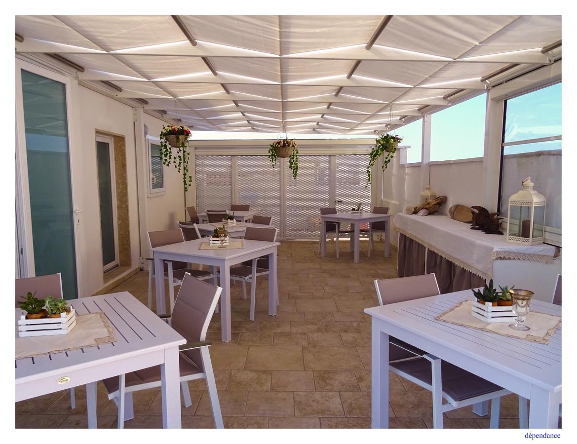 Faro Bianco Gallipoli - Suites & Apartments Екстер'єр фото